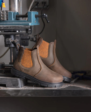 Women's San Jose Chelsea 90° Heel Boot (Aluminum Toe)  |  Cascade Brown/Black