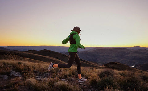 Women's Seek Trail Running Shoe  |  Safari/Black