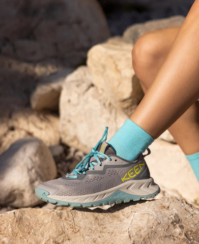 Women's Versacore Speed Shoe  |  Alloy/Wax Yellow